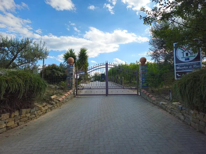 Apartamento de vacaciones para 5 personas, con piscina además de vistas y jardín - 1