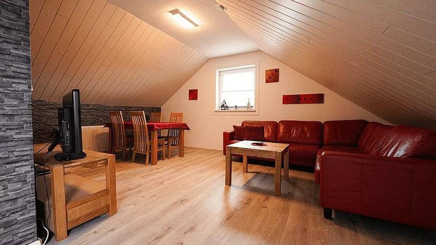 Ferienwohnung für 2 Personen, mit Terrasse und Garten in Selent