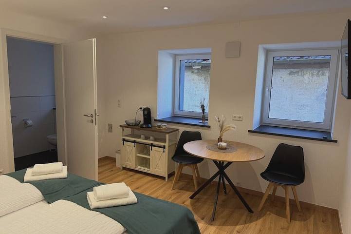 Ferienwohnung für 3 Personen in Burgau - 2