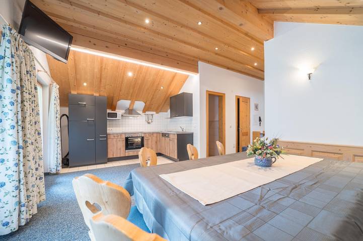 Ferienwohnung für 11 Personen, mit Balkon und Terrasse sowie Garten und Ausblick in Gaschurn und Umgebung - 3