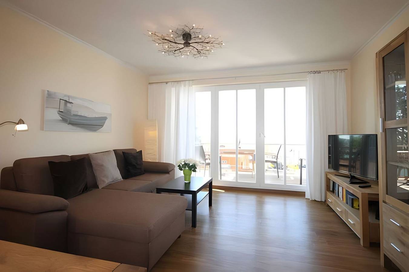 Ganze Wohnung, Moderne Villa Strandvogt We 10 mit Balkon und Gartenblick nahe dem Strand in Börgerende, Börgerende-Rethwisch