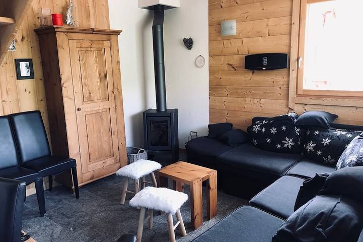 Chalet with nice view, garden and hot tub. Ideal for skiing and cycling! in Valloire, Región de Saint-Jean-de-Maurienne