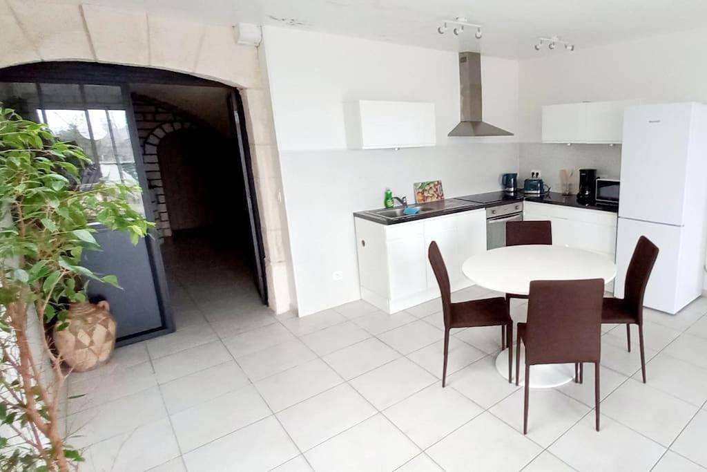 Appartement entier, Le Nid - Amboise gîte semi troglodyte in Amboise, Région de Tours