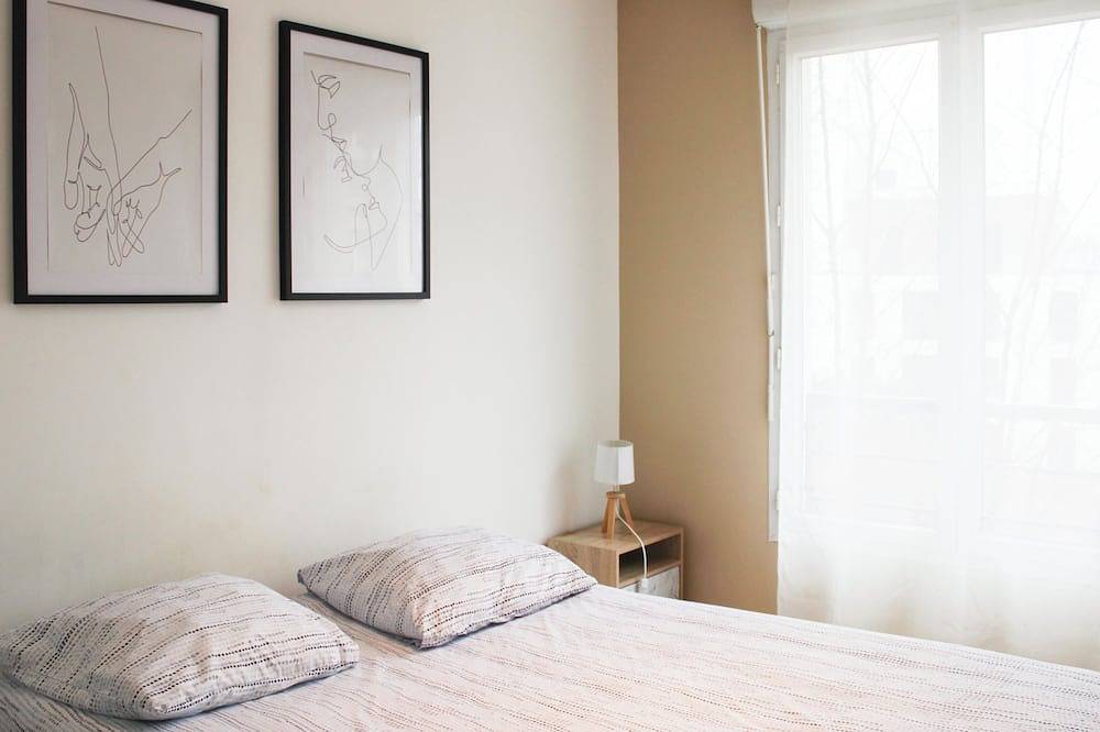 Appartement entier, Logement cosy et lumineux avec balcon privé in Aubervilliers, Seine-Saint-Denis