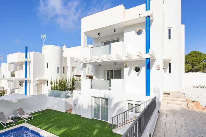 Ferienhaus für 12 Personen, mit Terrasse und Garten in Cala Vedella