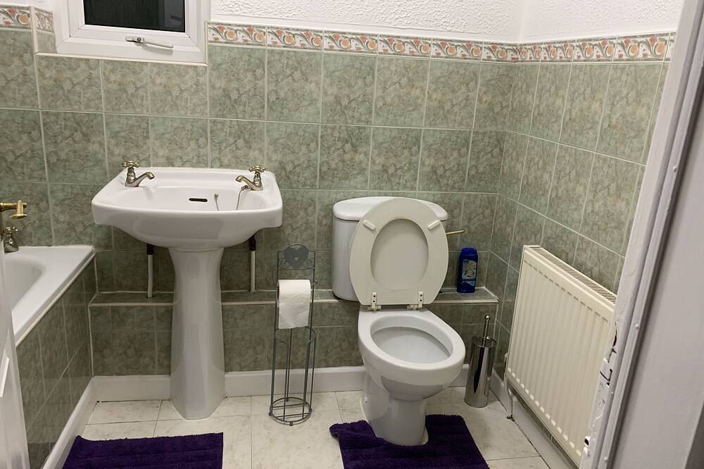 Maison jumelée spacieuse in Leigh, Grand Manchester