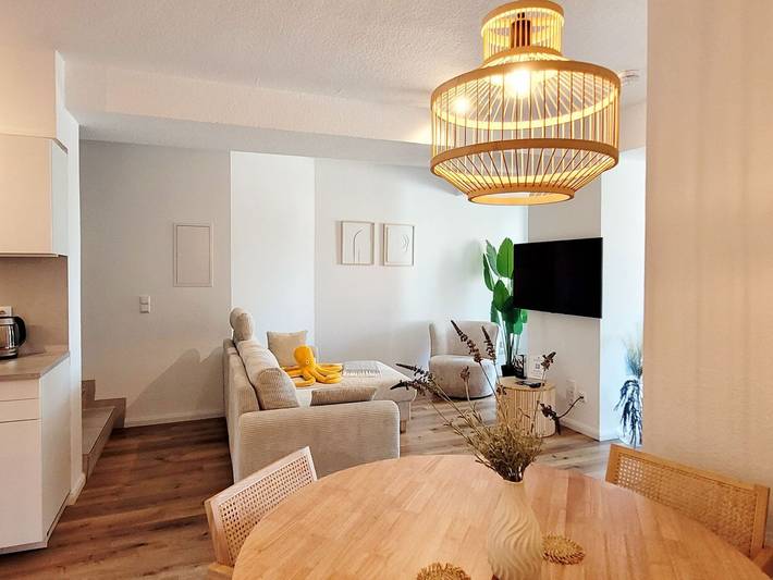 Ganze Ferienwohnung, Ferienwohnung mit Meerblick und Terrasse - Nur 50 Meter zum Strand inklusive Parkplatz und Fahrradunterstellplatz - Gemütliche Ferienwohnung "Gorch Fock" mit Parkplatz – Nur 50 Meter zur Ostsee in Sierksdorf, Ostholstein