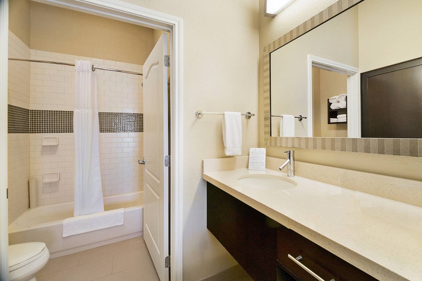 Ganze Wohnung, Staybridge Suites Longview in Gregg County