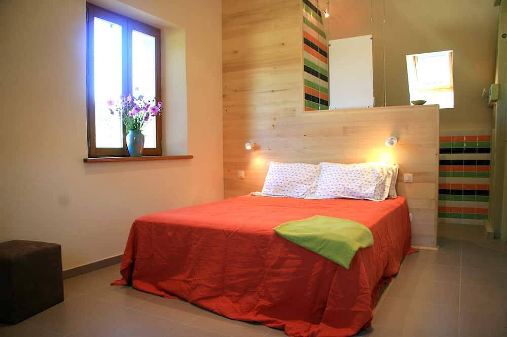 Comfortable villas in the heart of the Périgord forest in Larzac, Périgord Noir