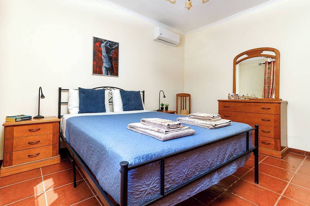 Charmanter, freistehender Bungalow mit privatem Pool, 5 Minuten von Praia Verde 94153 / Al entfernt in Castro Marim, Faro Distrikt