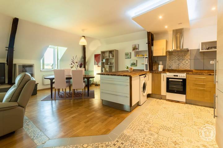 Gîte pour 4 personnes, avec jardin à Bégole