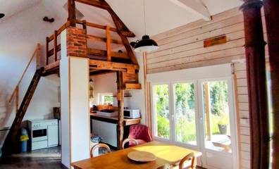 Gîte pour 6 personnes, avec terrasse, adapté aux familles à Mont-Bernanchon