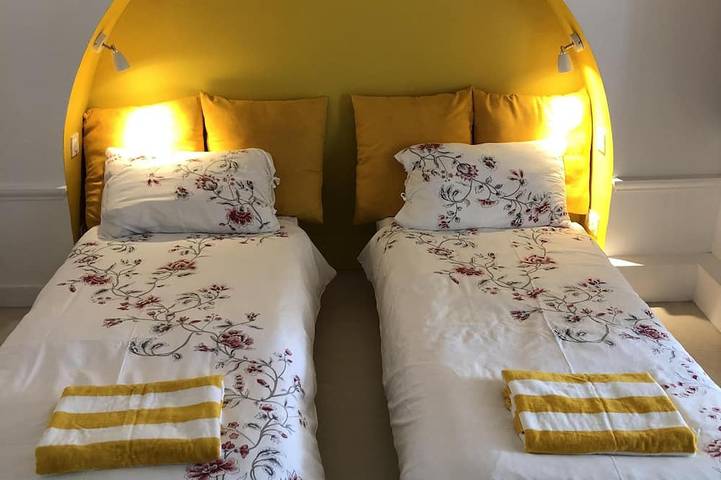 Entire apartment, Family apartment by the beach in Trouville-sur-Mer, Lisieux region