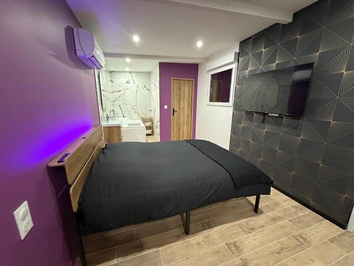 Gîte pour 2 personnes, avec jacuzzi dans Jezainville - 4