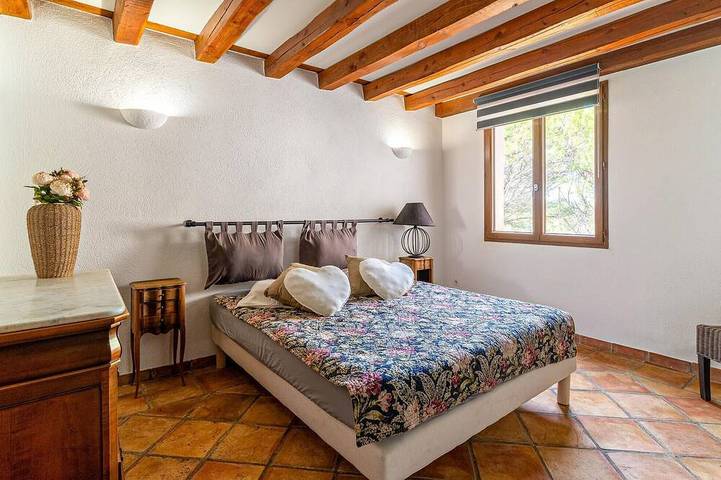 Lovely home in Venelles in Venelles, Region de Aix-en-Provence