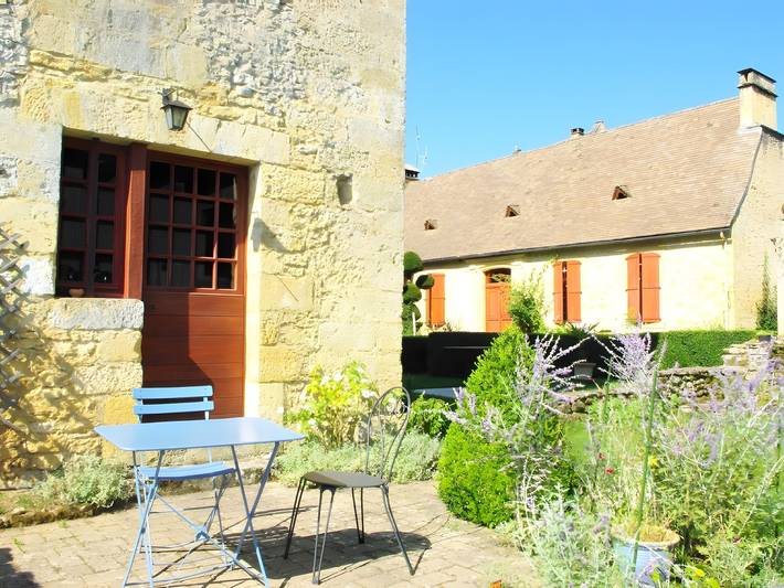 Holiday Home 'Le Pigeonnier De La Canéda' with Private Garden and Wi-Fi in Sarlat-la-Canéda, Périgord Noir
