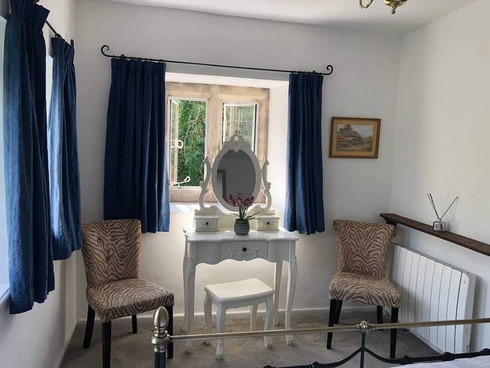 Gîte pour 6 personnes, avec terrasse, animaux acceptés à Bibury - 4