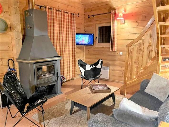 Chalet pour 10 personnes, avec piscine ainsi que terrasse et sauna, animaux acceptés - 1