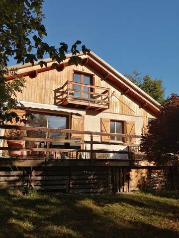 Gîte pour 2 personnes, avec jardin à Montclar
