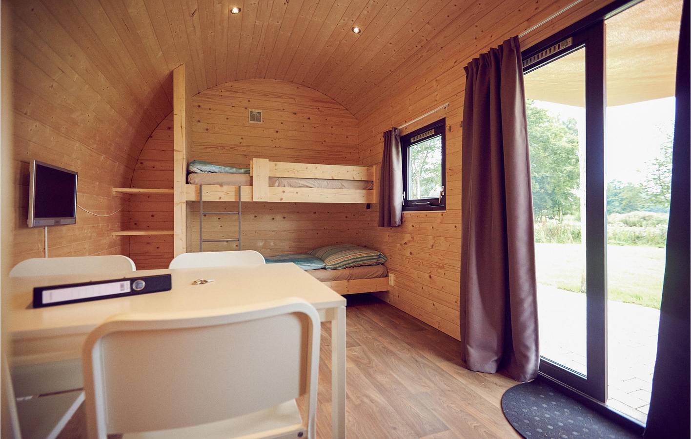 Apartment am See mit Parkplatz & EV-Ladestation in Süsel, Ostholstein