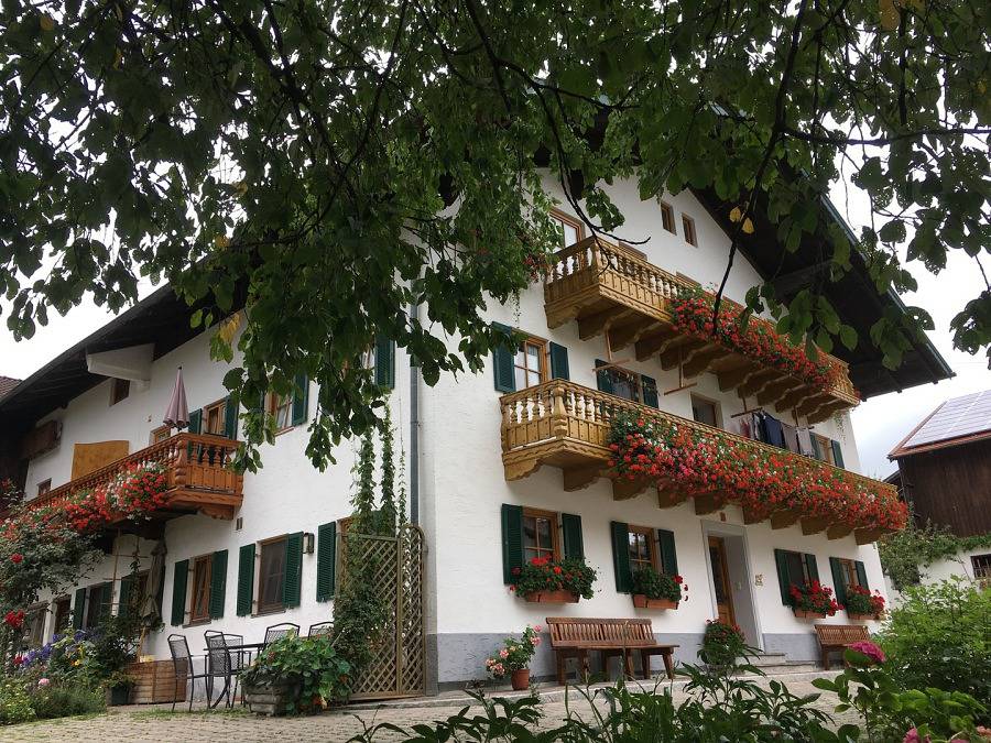 Hoanznhof Urlaub auf dem Bauernhof - Ferienwohnung 2 für 2-6 Personen (75 qm, Dg) in Weisham, Bernau am Chiemsee