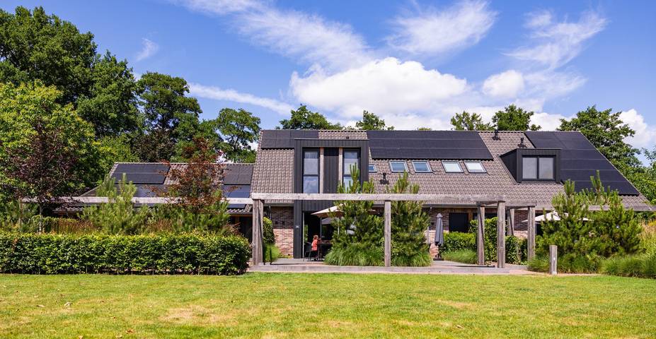 Vakantiehuis voor 6 personen, with Balkon/Terras and Terras as well as Sauna in Otterlo