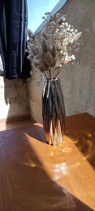 Appartement entier, One-Bedroom Apartment in Libourne, Région de Libourne