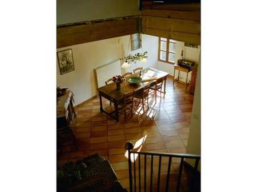 Gîte pour 4 personnes, avec terrasse et jardin à Mirabel