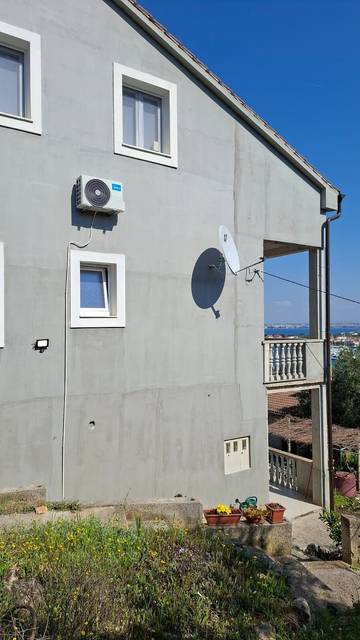 Smještaj Za Odmor za 5 Osobe u Lukoran, Otok Ugljan, Fotografija 2