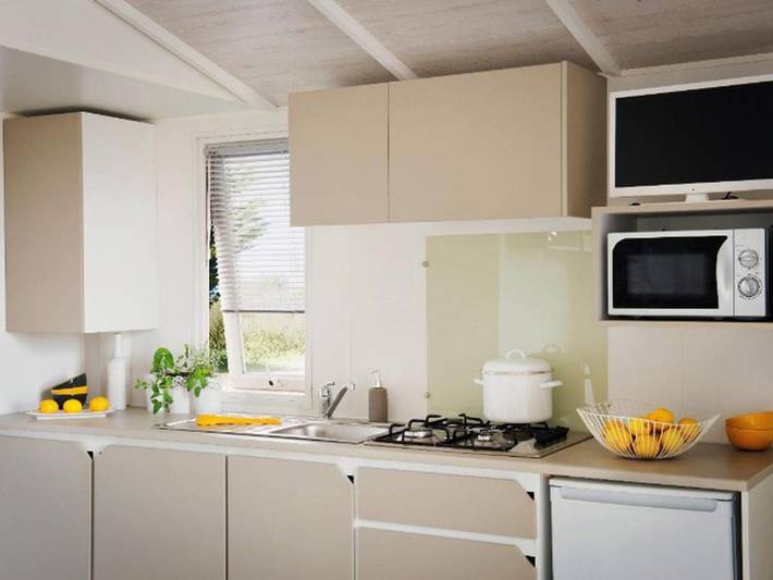 Location de vacances pour 4 personnes, avec terrasse et vue sur le lac à Champagnac-le-Vieux - 2