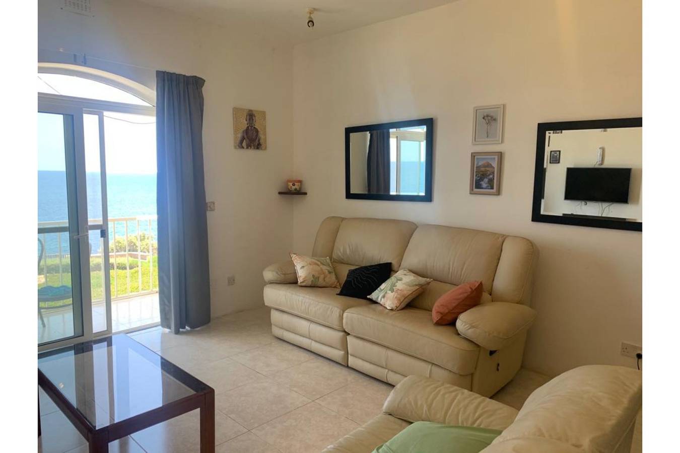 Appartamento intero, Sea and sun views 2bd Apt Marsalforn Gozo in Marsalforn, Zebbug