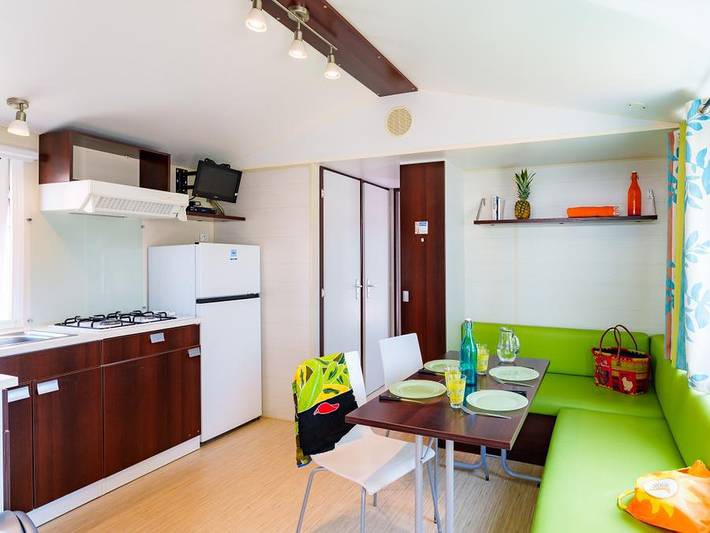 Camping du Vieux Château - Mobilheim 4 personen - Mobilheim Escapade 24m² - 2 Zimmer + Fernseher in Saint-Michel-Chef-Chef, Côte de Jade