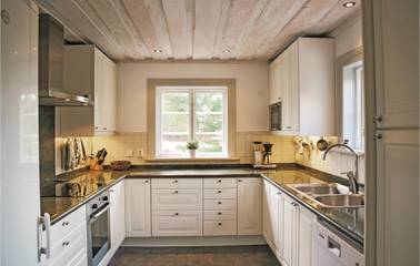 Vacation House for 14 Guests in Stöten, Central Sweden, Picture 2