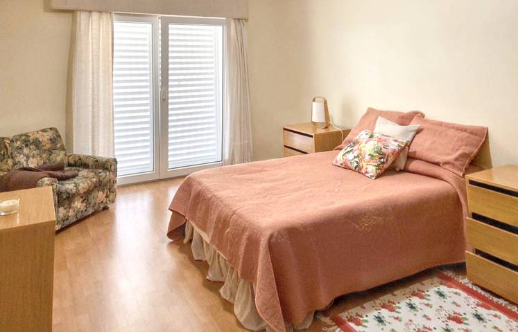 Location de vacances pour 6 personnes, avec balcon/terrasse et terrasse, animaux acceptés à Angra do Heroísmo - 3