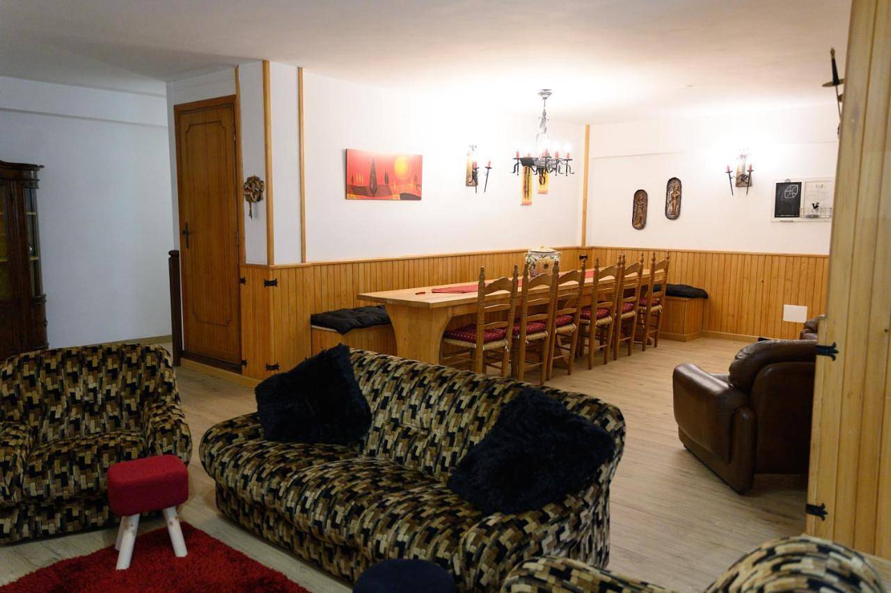 Appartamento intero, Three-Bedroom Apartment in Frascati, Castelli Romani