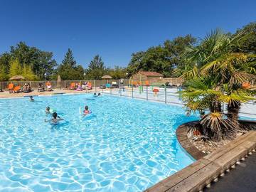 Camping für 5 Personen, mit Sauna und Kinderpool, mit Haustier in Midi-Pyrenäen