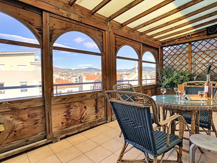 Ferienwohnung für 5 Personen, mit Terrasse in Nizza - 2