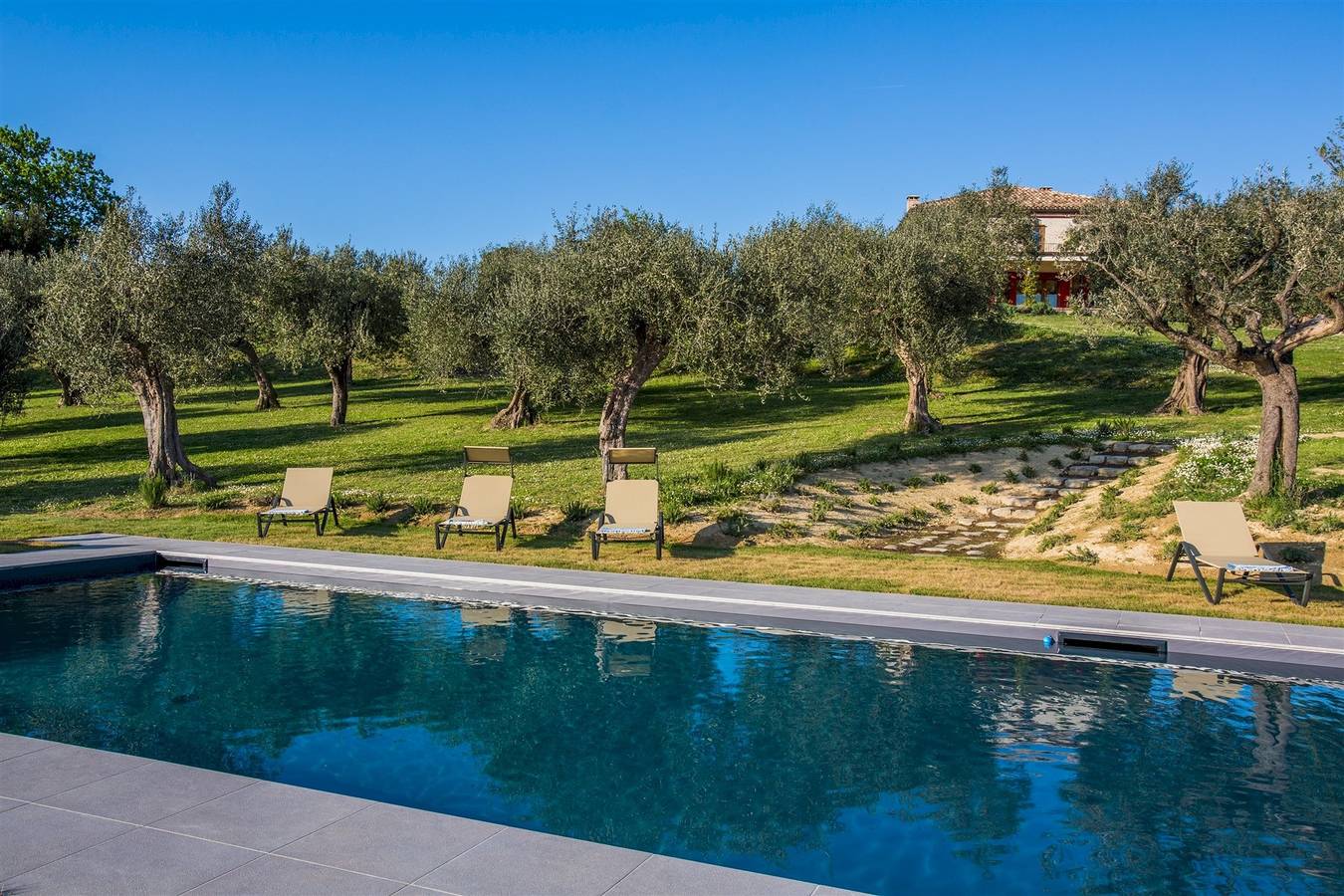Villa für 8 Personen mit Terrasse in Pesaro, Pesaro-Urbino