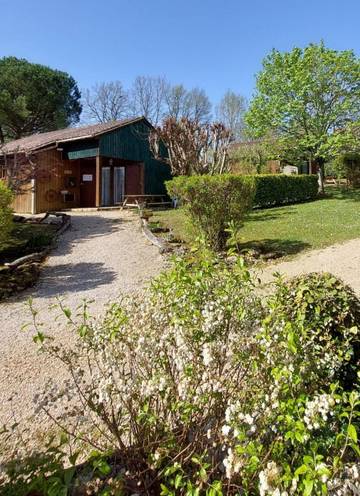 Gîte pour 5 personnes, avec jardin et piscine à Saint-Avit-Sénieur