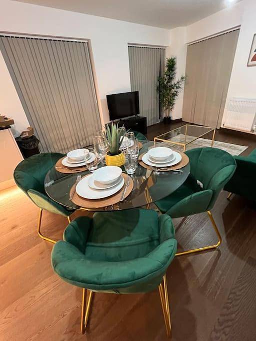 Entire apartment, One-Bedroom Apartment in Dartford, Kent