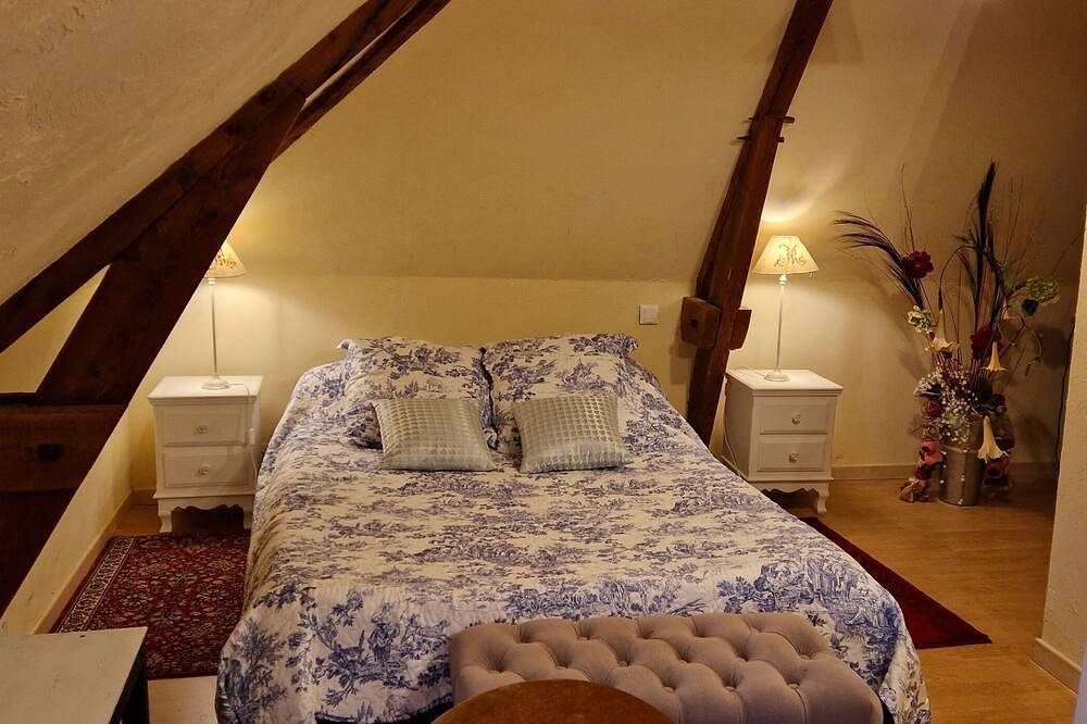 Isabelle's gîte in the Domaine du Château de la Mézière in Lunay, Loire-Tal