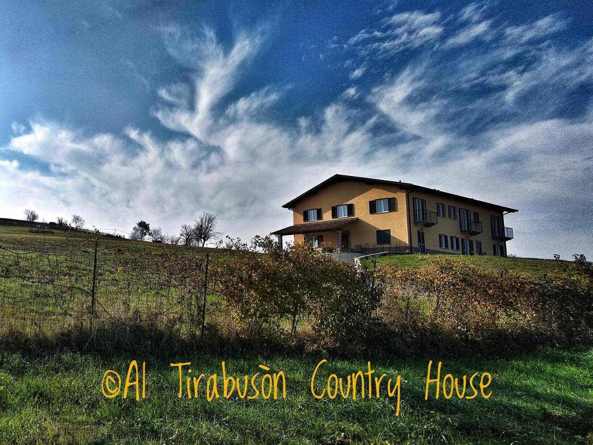 Al Tirabusòn Country House in Nizza Monferrato, Provincia d'Asti