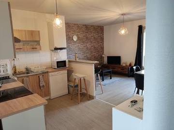 Gîte pour 6 personnes, avec balcon et vue à Saint-Georges-de-Mons