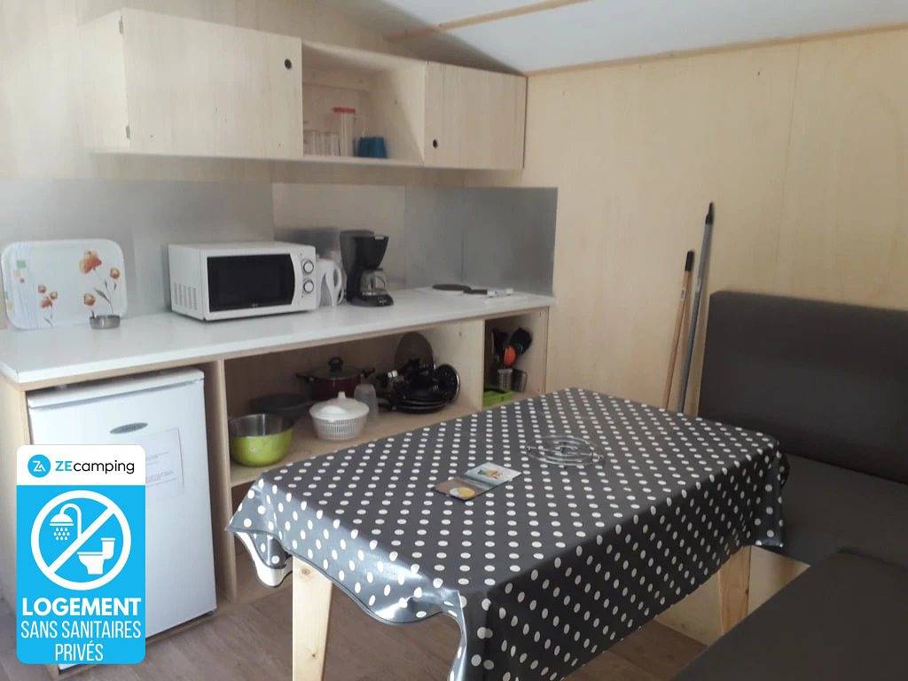 Zecamping 3 étoiles pataugeoire fitness sauna locatif 21m2 4 pers in Pouldreuzic, Côte de Cornouaille