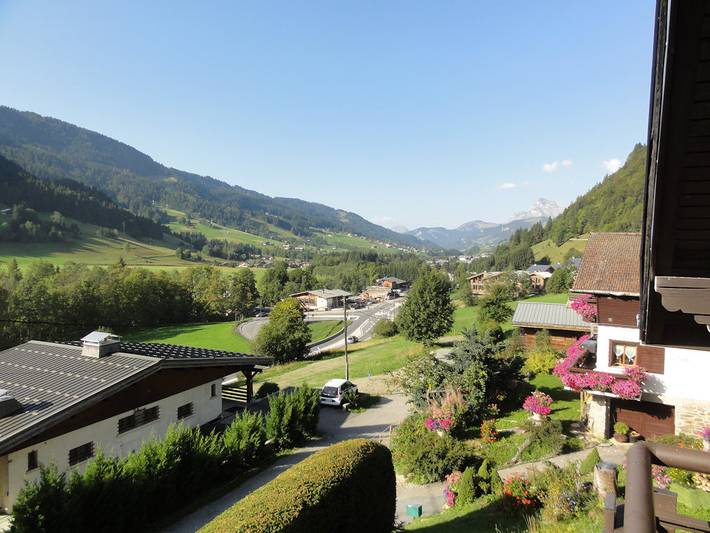 Chalet pour 10 personnes, avec jardin et balcon dans les Alpes francaises - 4