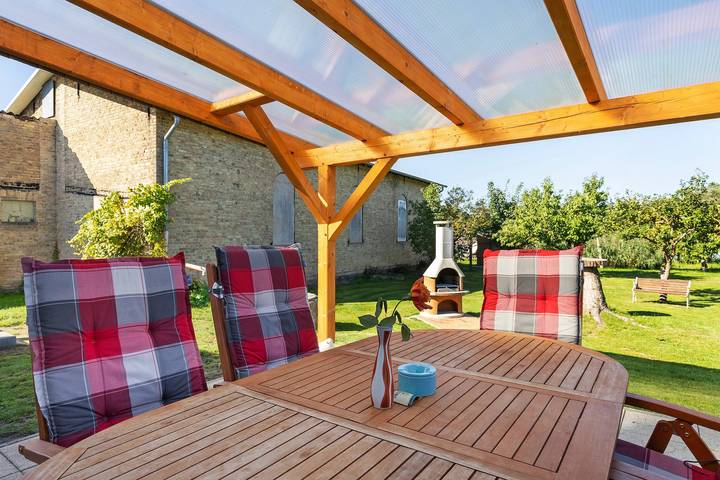 Ganze Wohnung, Apartment 'Am Gallowayhof' mit privater Terrasse, privatem Garten und Wlan in Oberuckersee, Uckermark