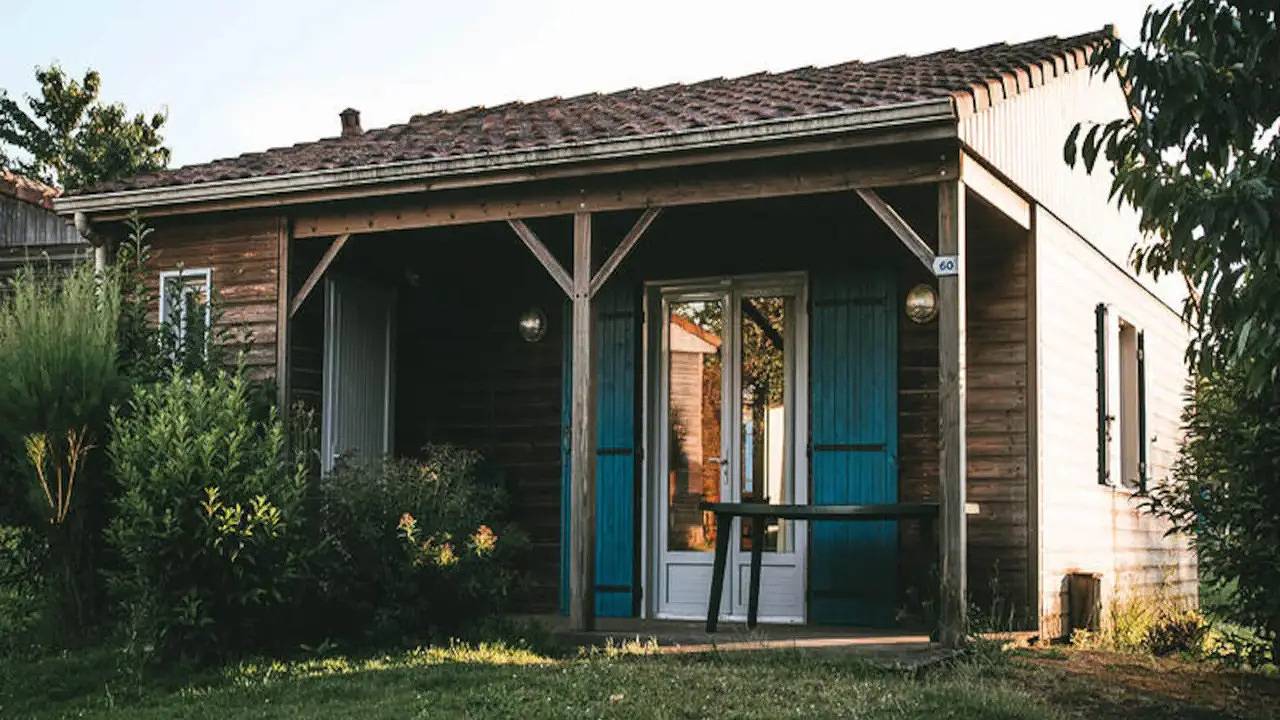 Appartement de vacances entier, Appartement de vacances pour 3 personnes avec terrasse in Moutiers-sous-Chantemerle, Deux-Sèvres