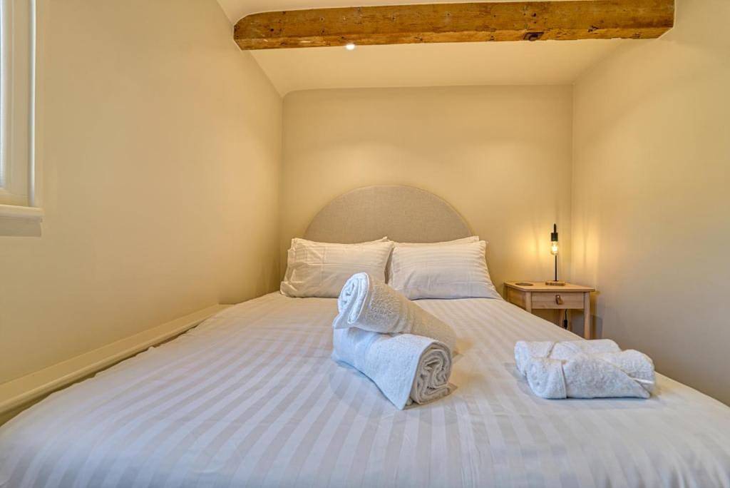 Host & Stay | Gleanings in Bredon's Norton, Worcestershire