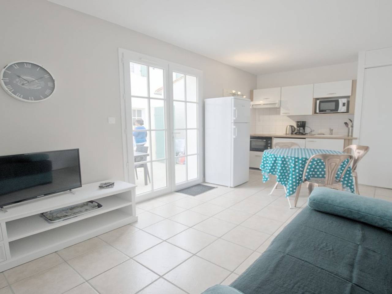 Apartamento entero, Apartamento funcional intra-muros con patio y garaje seguro in Saint-Martin-de-Ré, Isla de Ré