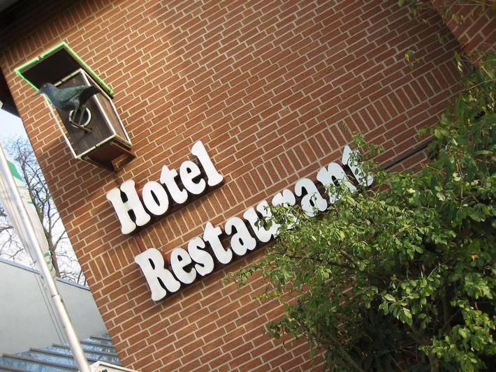 Hotel für 2 Personen, mit Terrasse und Pool sowie Sauna in Braunschweig